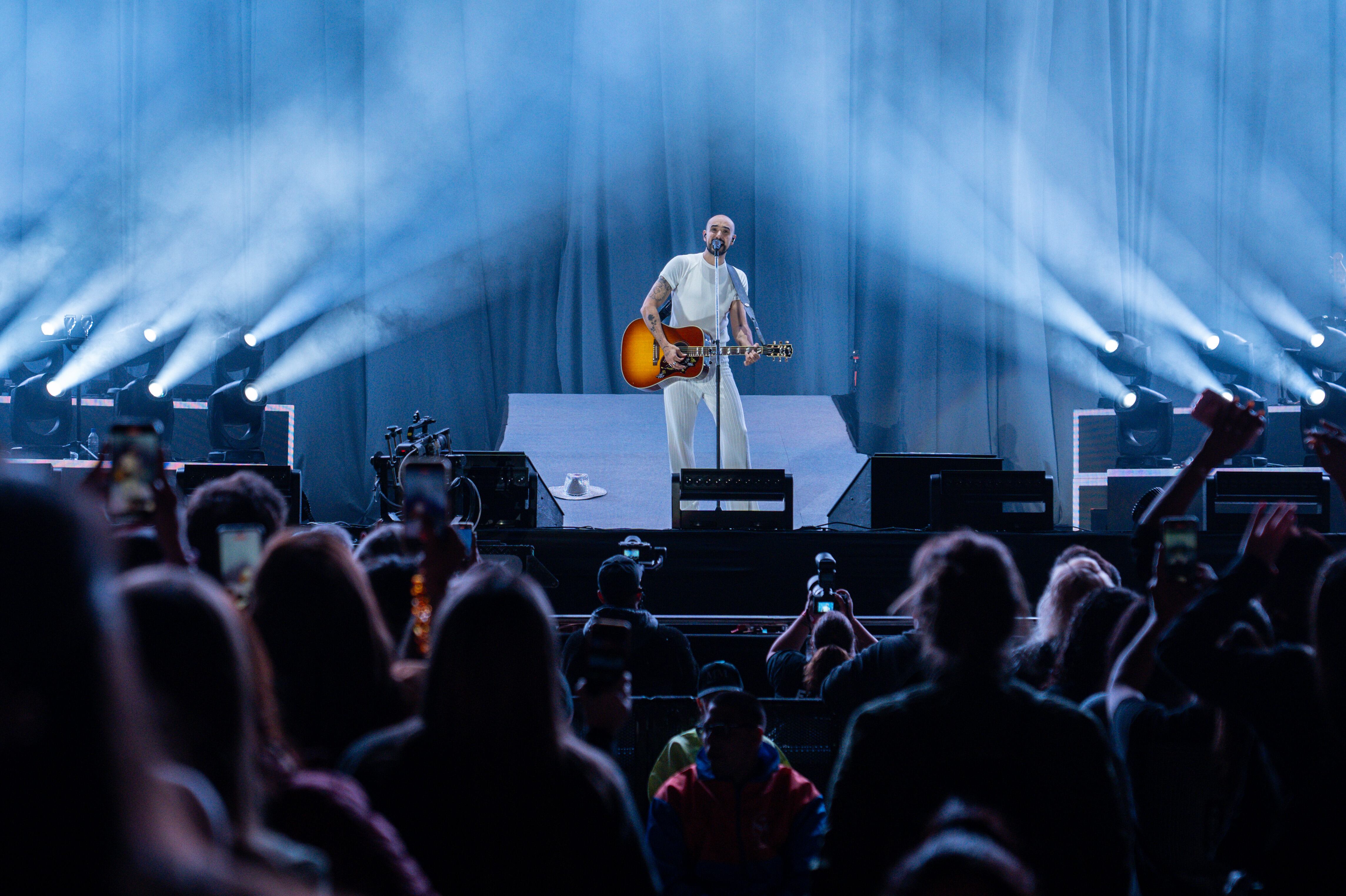 El cantante cerró una temporada de conciertos en el teatro Tronador de Mar del Plata.