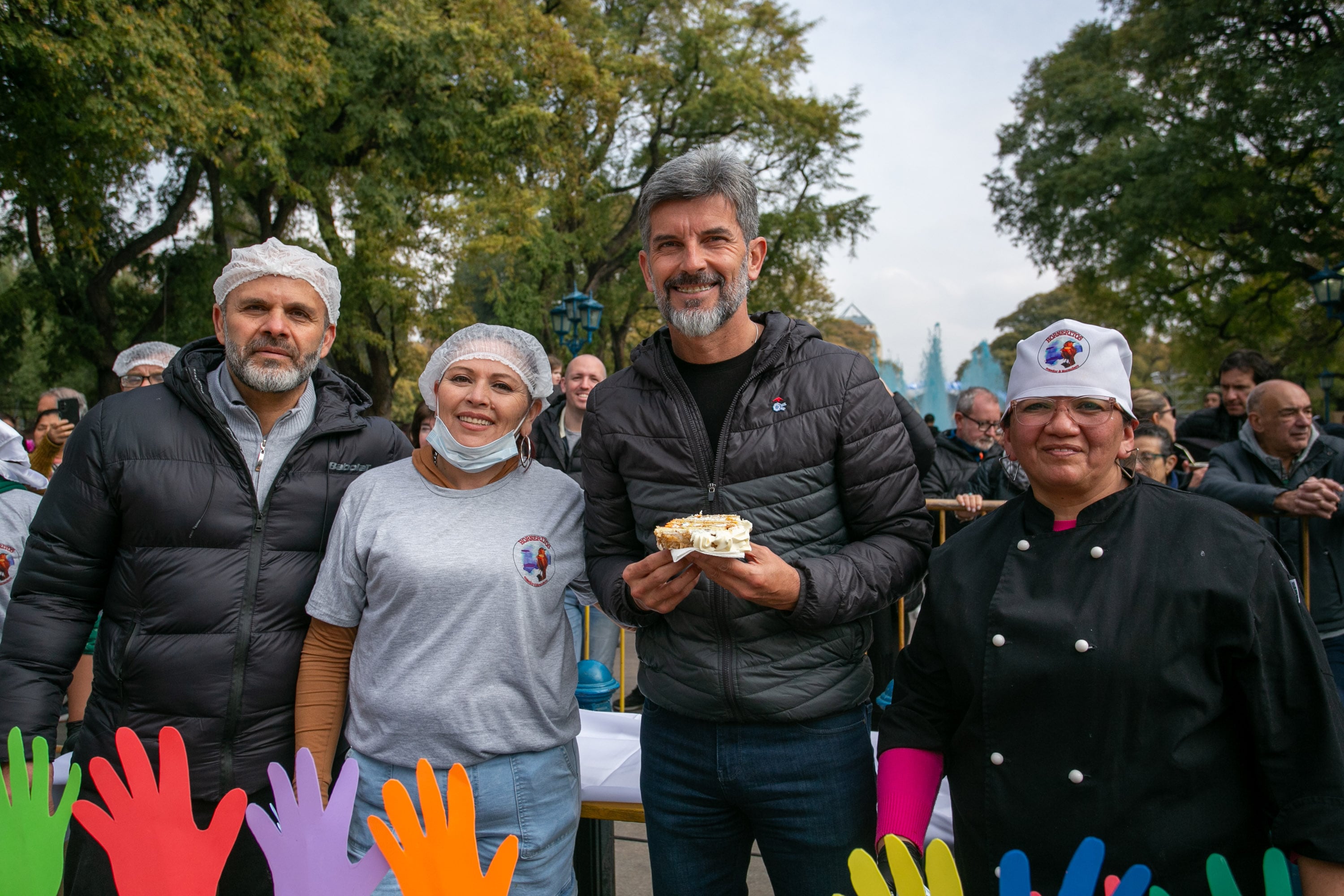 Una multitud homenajeó al General San Martín en la plaza Independencia