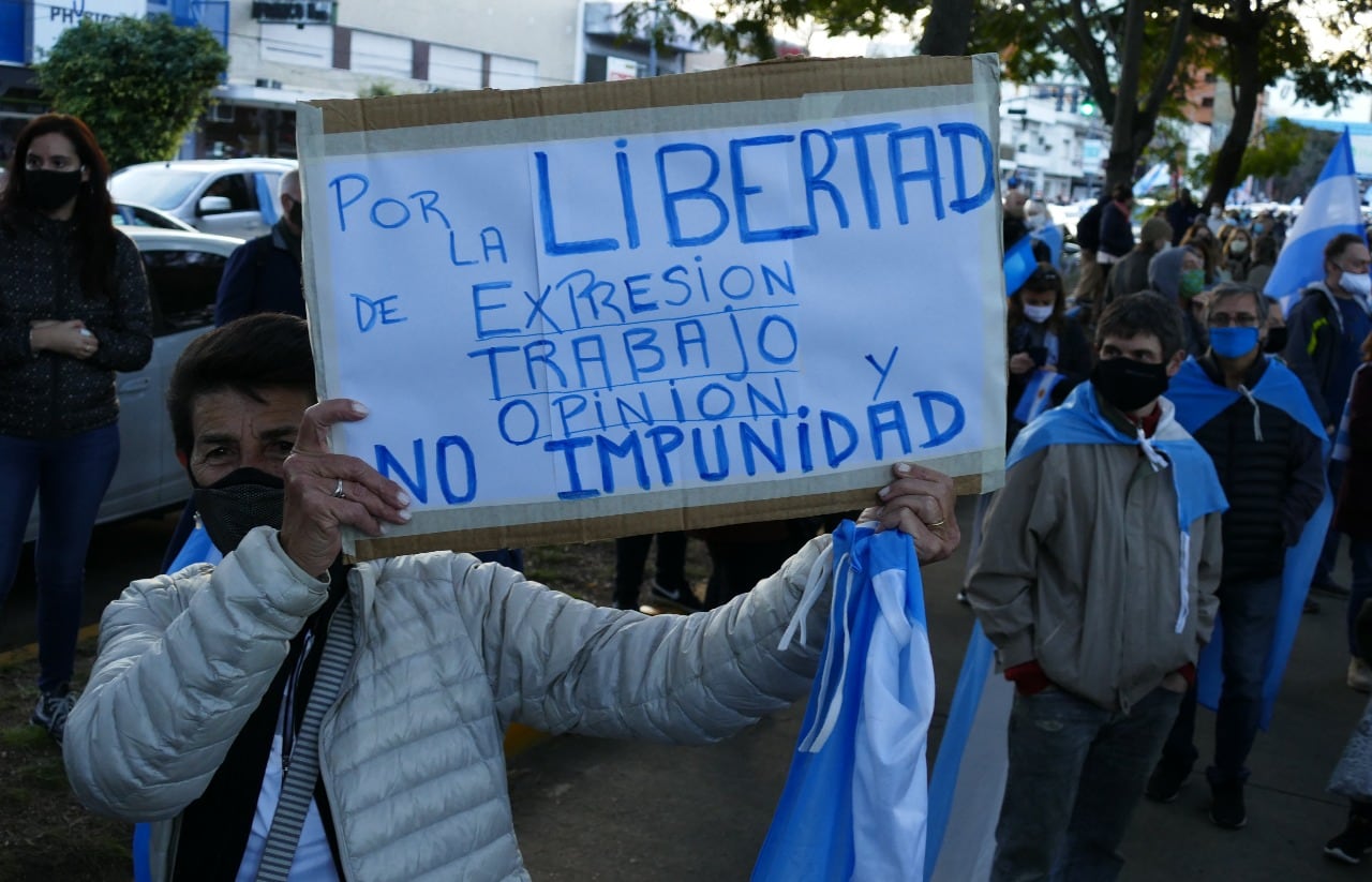 Banderazo en Buenos Aires en contra del Gobierno nacional. / Clarín. 