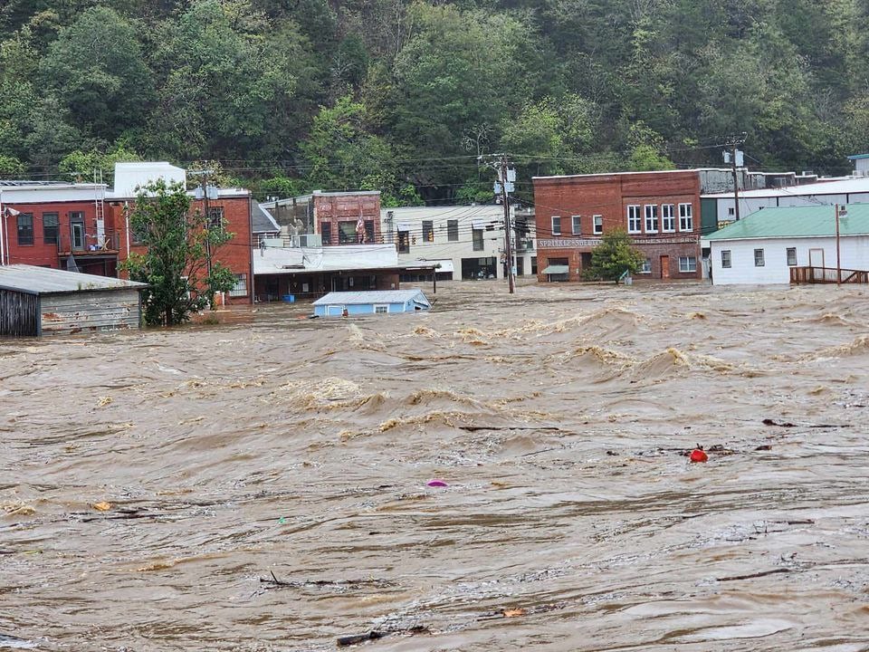 El paso del huracán Helene dejó un saldo de al menos 42 muertos en el sudeste de los Estados Unidos