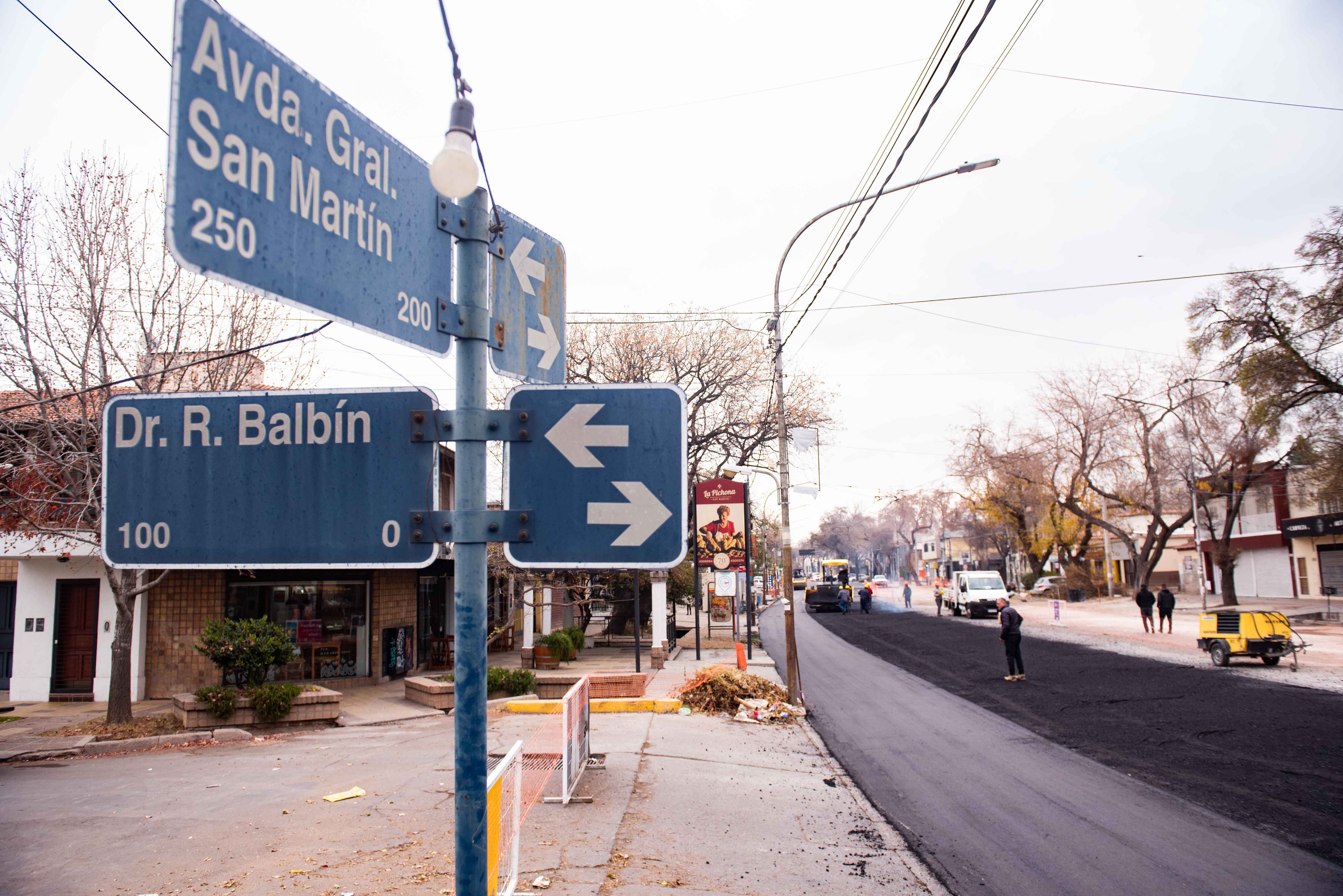 Avanzan las obras de mejoramiento vial en avenida San Martín. Foto: Prensa Ciudad de Mendoza