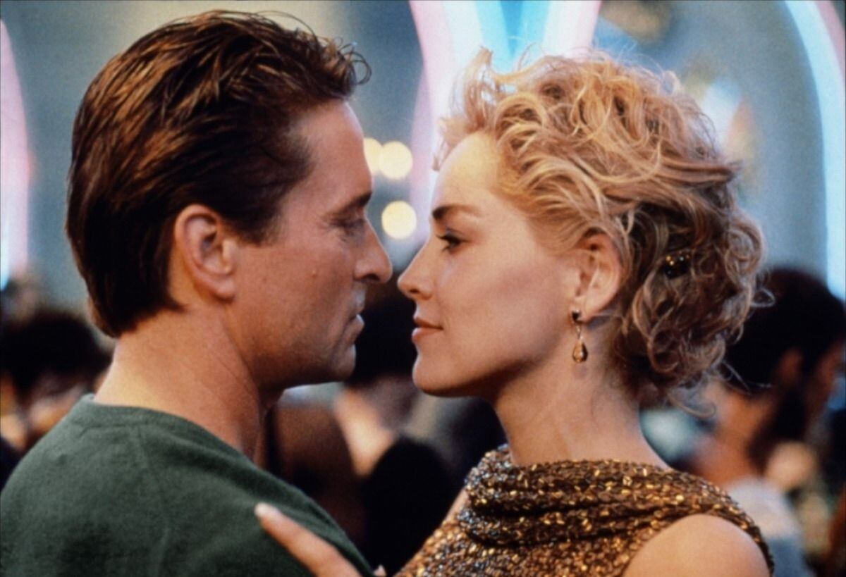 Bajos instintos (Basic Instinct, 1992), con Michael Douglas y Sharon Stone y dirigida por Paul Verhoeven