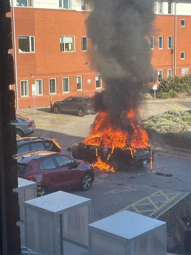 Las autoridades indicaron que el estallido ha sido declarado un ataque terrorista y recientemente ha sido subido el nivel de este, pasó de considerable a severo. 