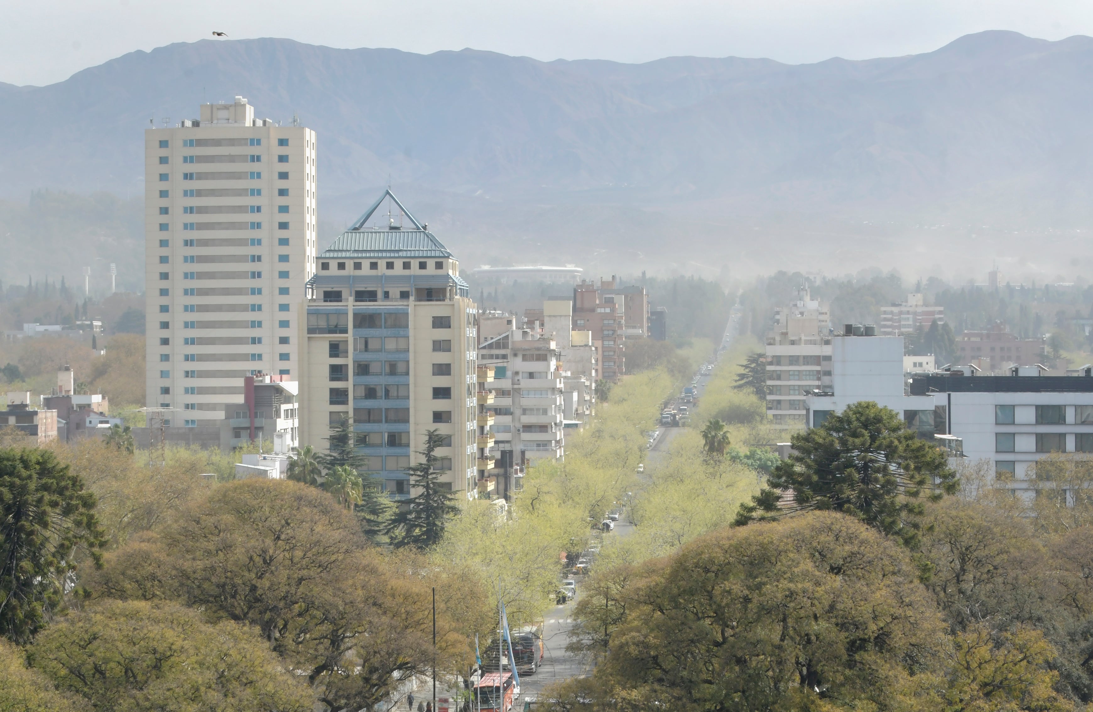 Zonda en Mendoza (Foto archivo Los Andes)