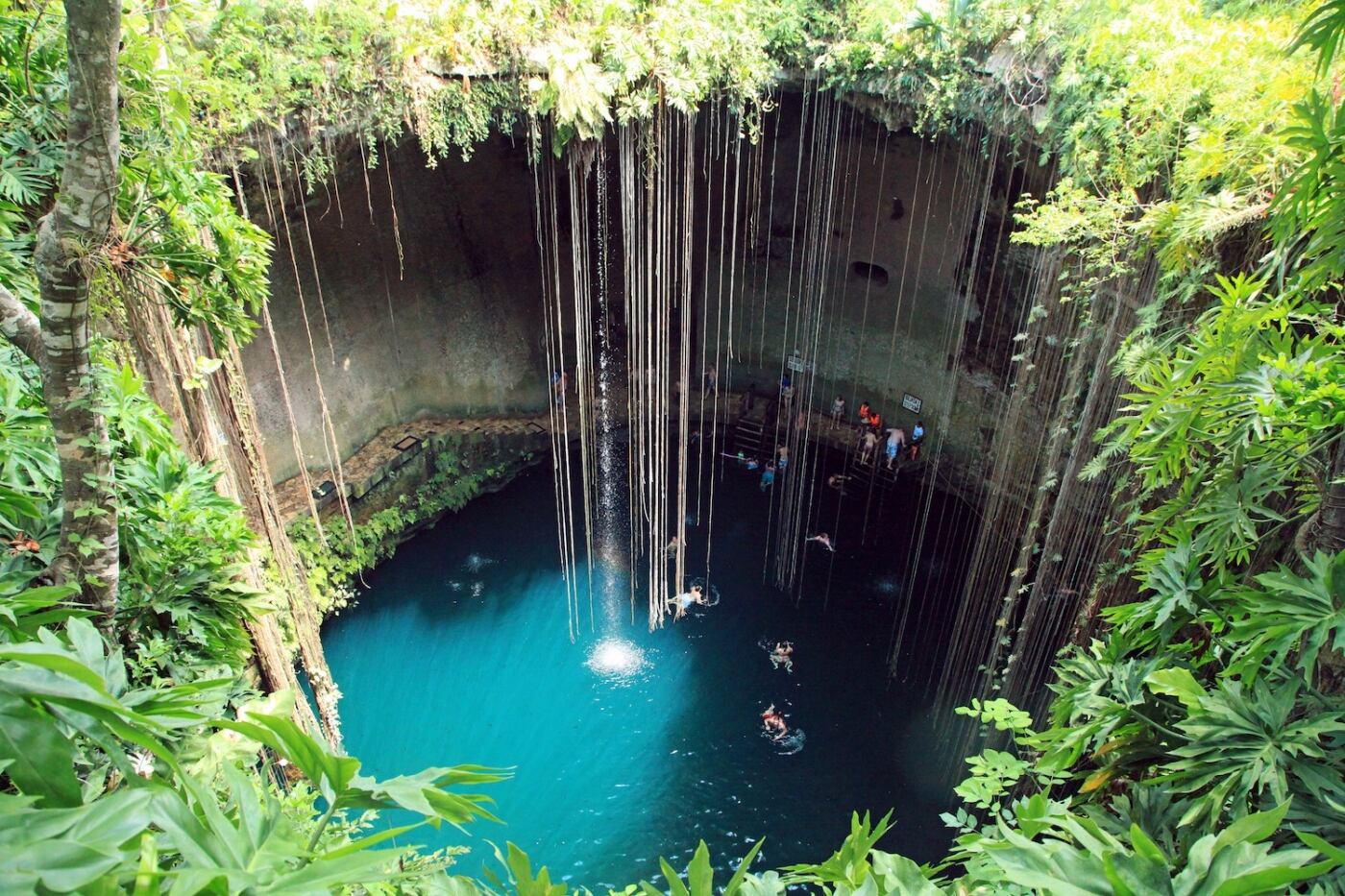 La Península de Yucatán con sus cenotes, playas paradisíacas y rutas arqueológicas es uno de los principales encantos de México, donde el turismo aporta 8,7% del PIB. Archivo