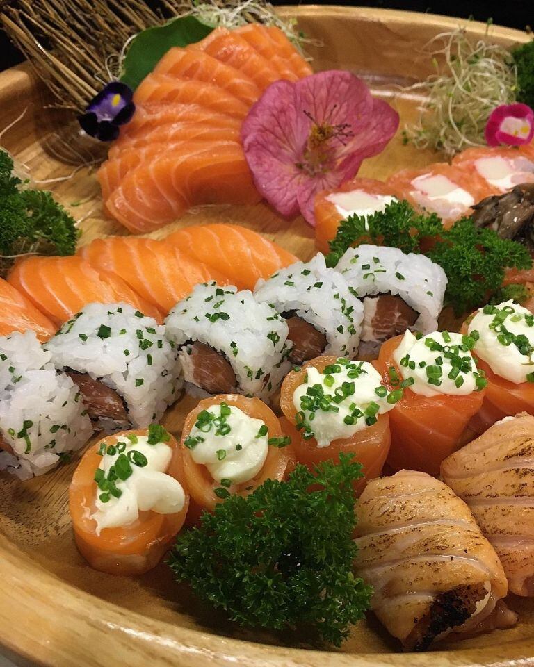 El sushi es la comida favorita de Rosalía. (Web).