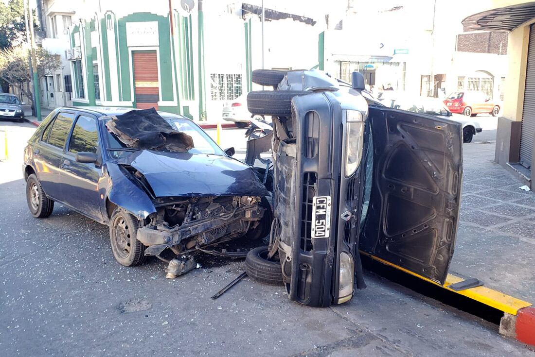 Varias veces los accidentes de autos son producidos porque los que manejaban habían tomado alcohol.