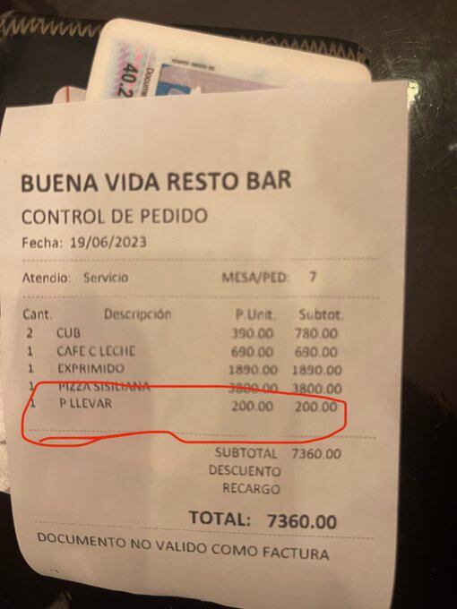 El ticket que desató la polémica. Foto: Twitter / @EmirSNM