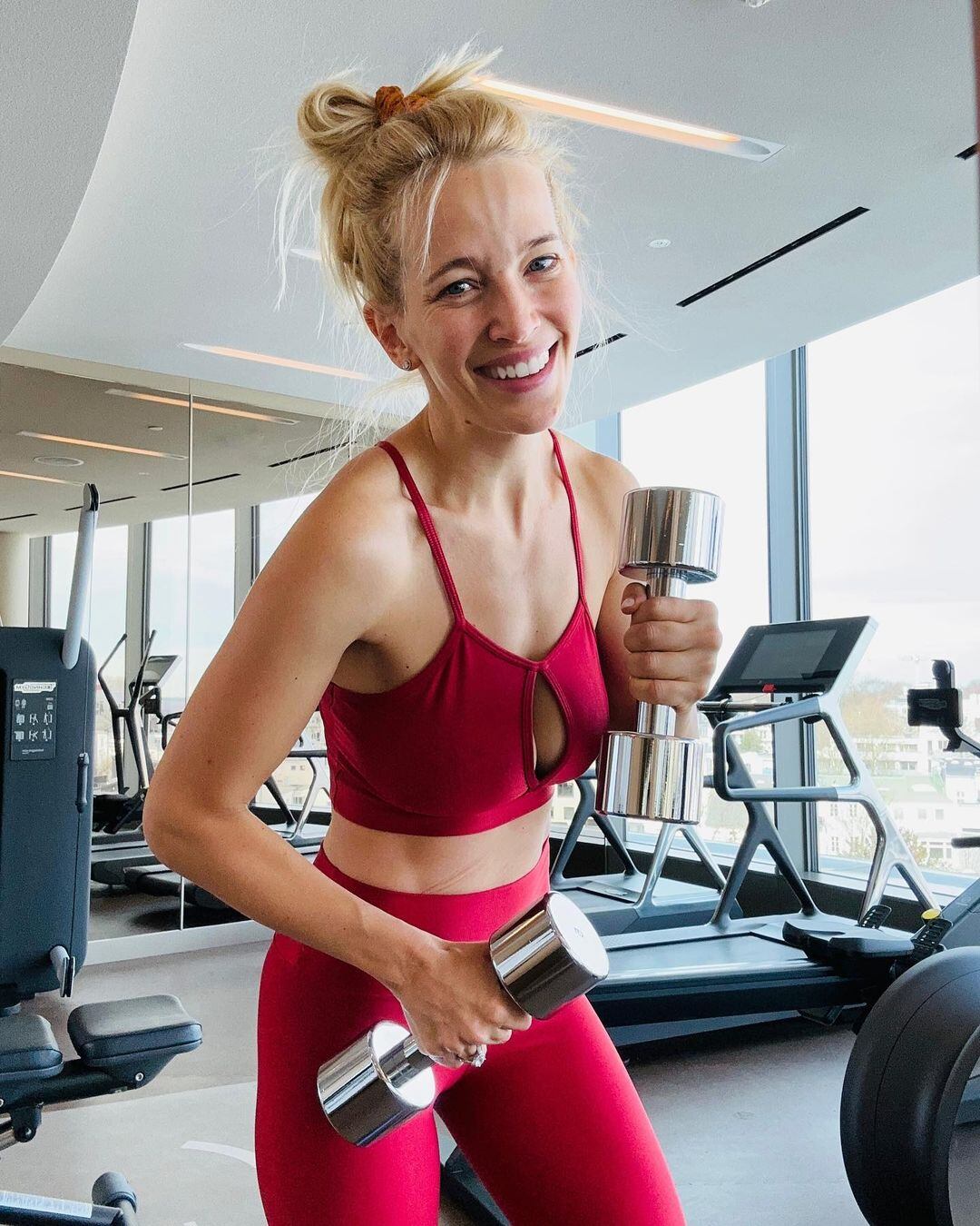 El total red de Luisana Lopilato para entrenar.