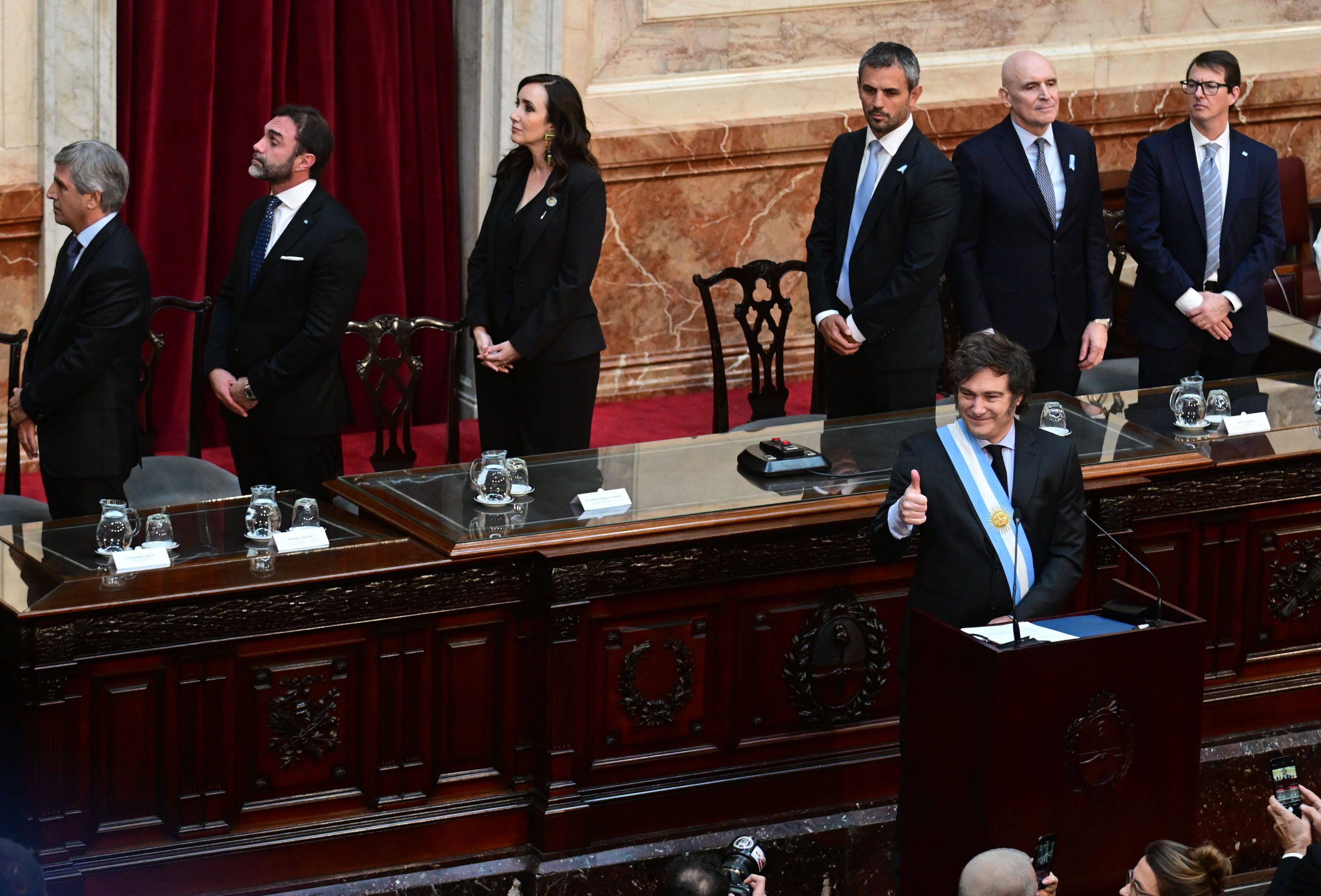 El presidente Javier Milei fue a la Cámara de Diputados este domingo para presentar el Presupuesto 2025 y también se transmitió por cadena nacional. Foto: Maxi Luna / NA