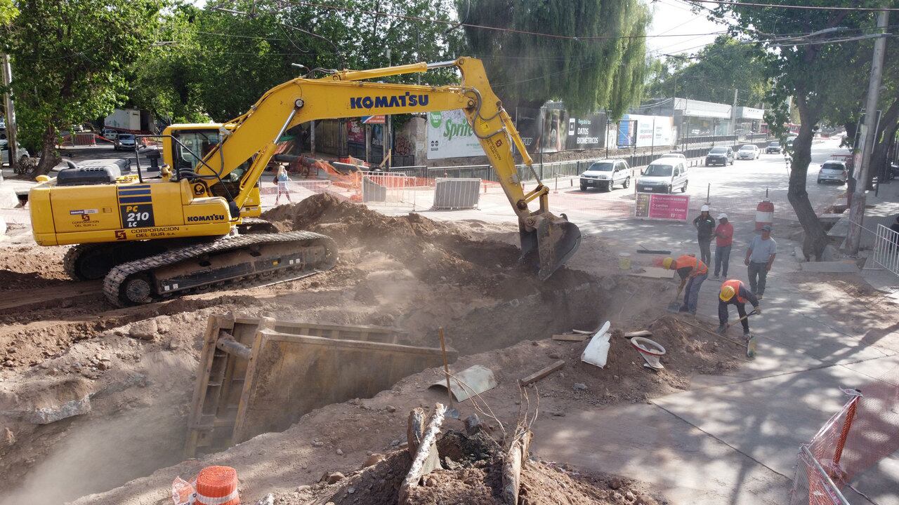 Pese a que los trabajos continúan, se calcula que terminarán en septiembre próximo. | Foto:  José Gutiérrez / Los Andes