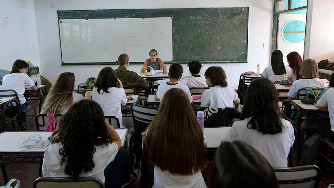 comienza formalmente el ciclo lectivo 2023 en Mendoza con el inicio de clases para todos los alumnos 
Escuela secundaria José Vicente Zapata Quinto año, materia Práctica Profesional . 
Foto: Orlando Pelichotti