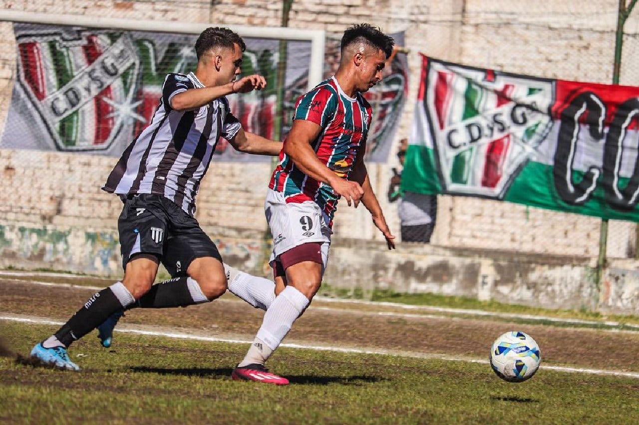 El Deportivo Guaymallén perdió un largo invicto frente a Gimnasia y Esgrima. Foto; Ema Maza. 