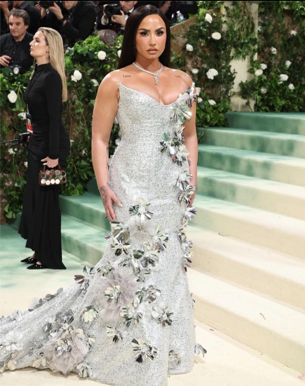 Demi Lovato en la Met Gala 2024 - Karol G