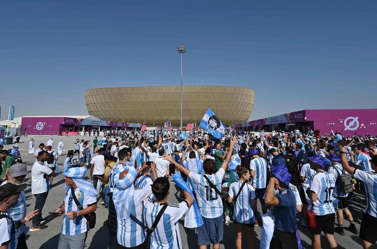 Banderazo Qatar