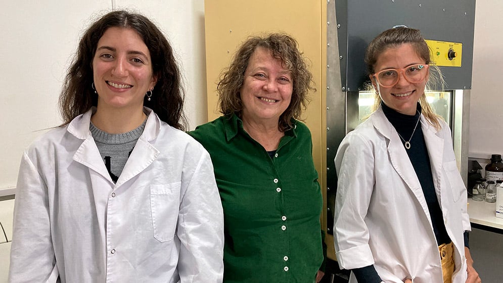 Agustina Cerri, Adriana Giri y Elisa Bolatti, científicas y participantes de la investigación. Foto: Gentileza IBR