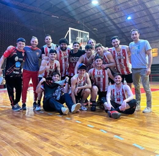 Atlético Club San Martín festejó un triunfazo ante San José por 80-79/ Gentileza.