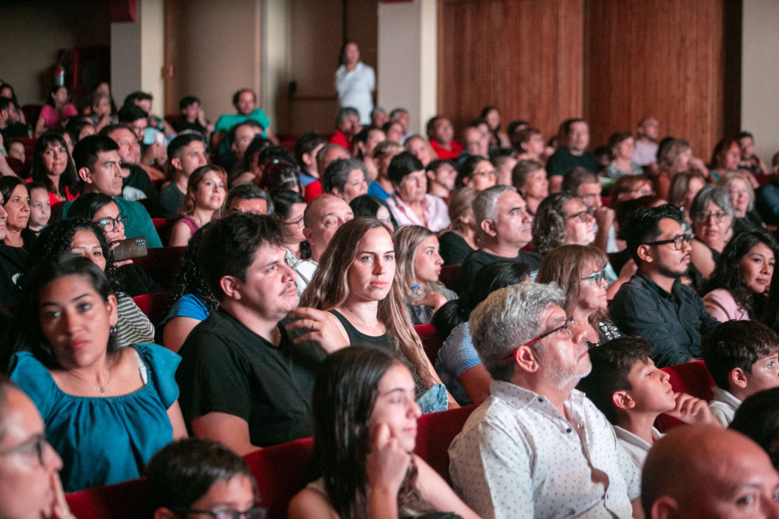 Con un emotivo acto se realizó el cierre de ciclo de la escuela de danzas Jesús Vera Arenas