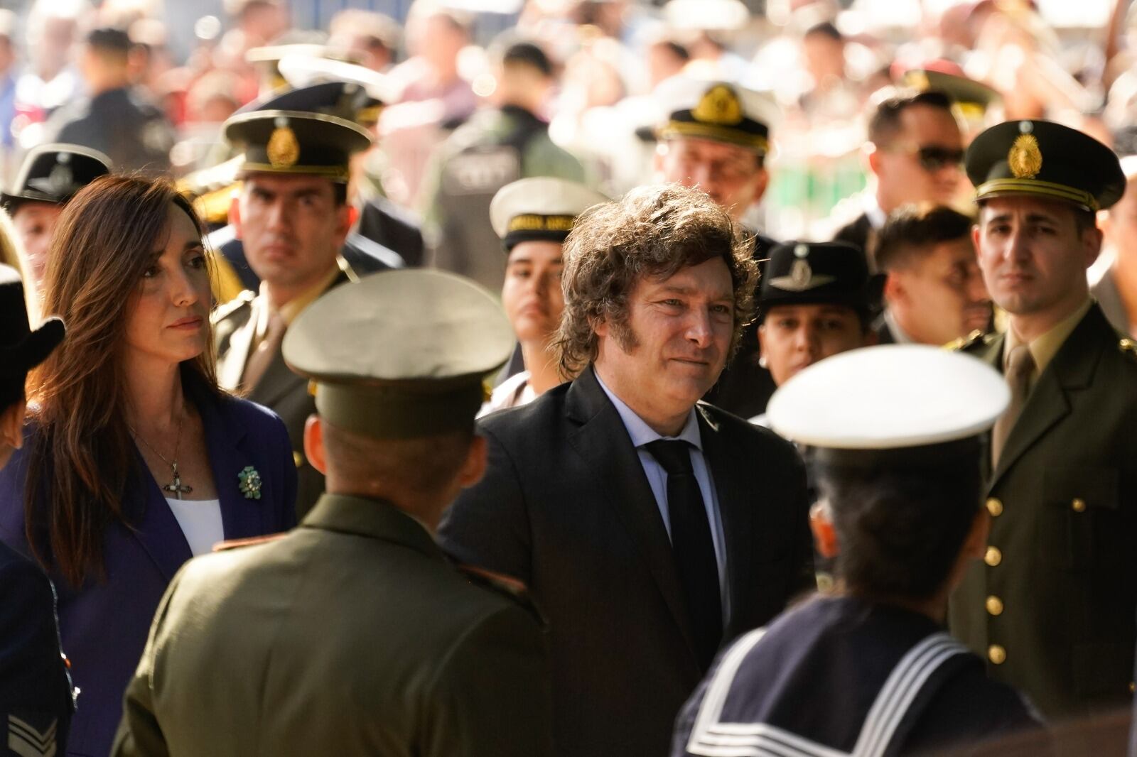 El presidente Javier Milei y la vicepresidente Victoria Villarruel en el acto homenaje por Malvinas (Clarín)