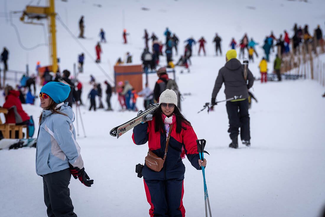 Parque Los Puquios. Comenzó la temporada de invierno 2024.

Foto: Ignacio Blanco / Los Andes 