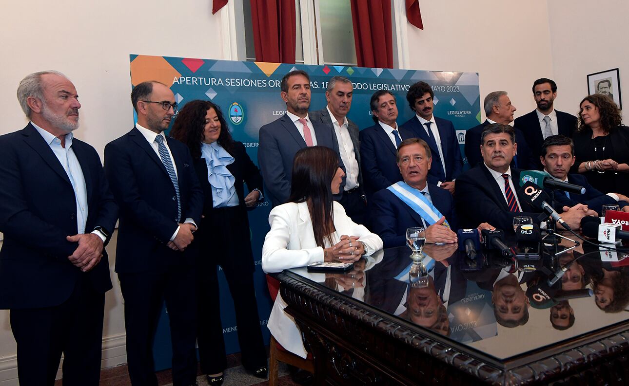 El gobernador Rodolfo Suárez dio el último discurso de apertura de la Asamblea Legislativa 2023 en la Legislatura de Mendoza 
Omar 
Foto: Orlando Pelichotti
