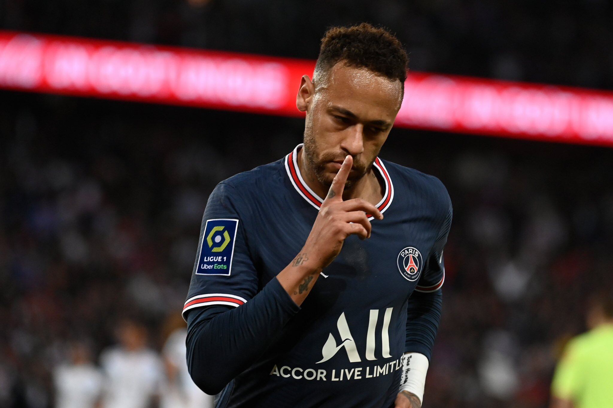 Neymar se iría del PSG