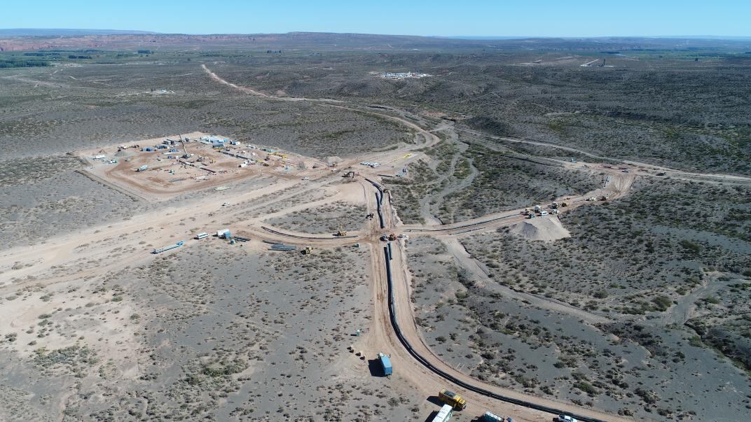 ESTRATÉGICO. El gasoducto que parte del yacimiento de Tecpetrol en Vaca Muerta (Gentileza  Tecpetrol).