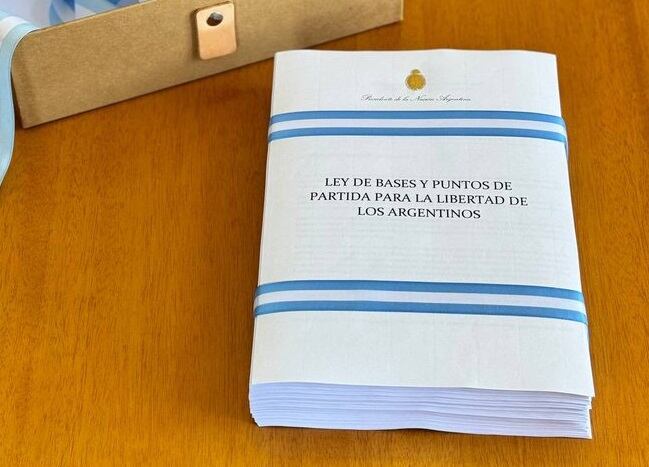 Milei envió al Congreso el paquete de leyes libertarias