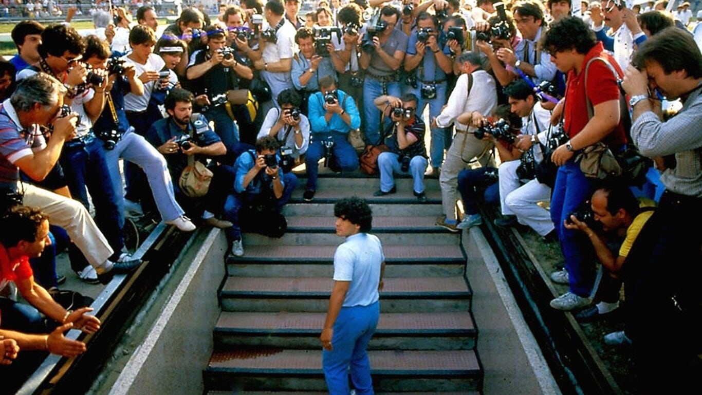 Diego Maradona, inolvidable dentro y fuera de la cancha - Archivo