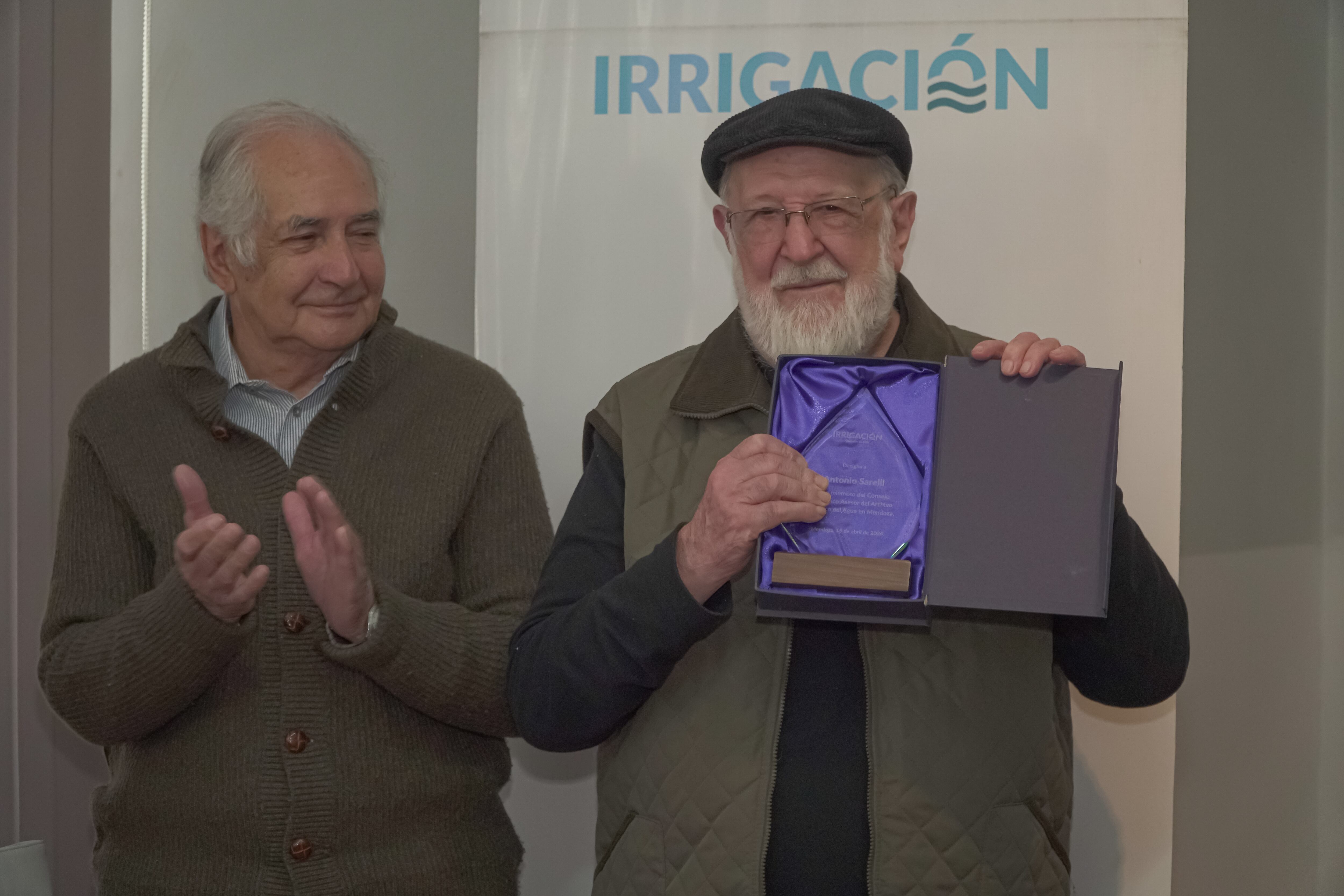 Irrigación homenajeó al maestro Antonio Sarelli