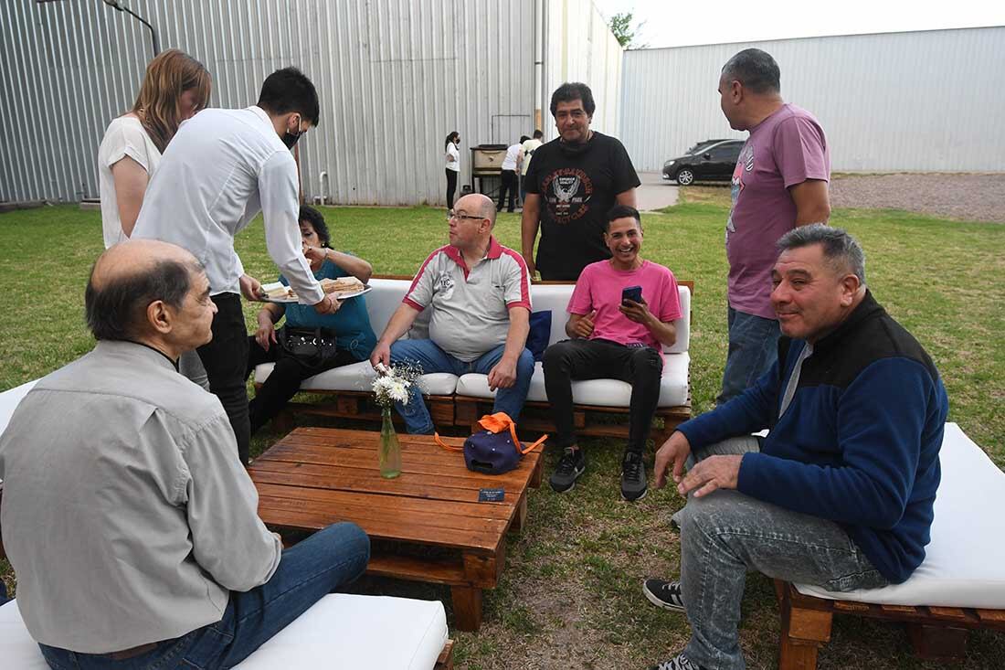 Agasajo día del canillita
En el parque de la planta impresora,Diario Los Andes agasajó a los canillitas en su día.