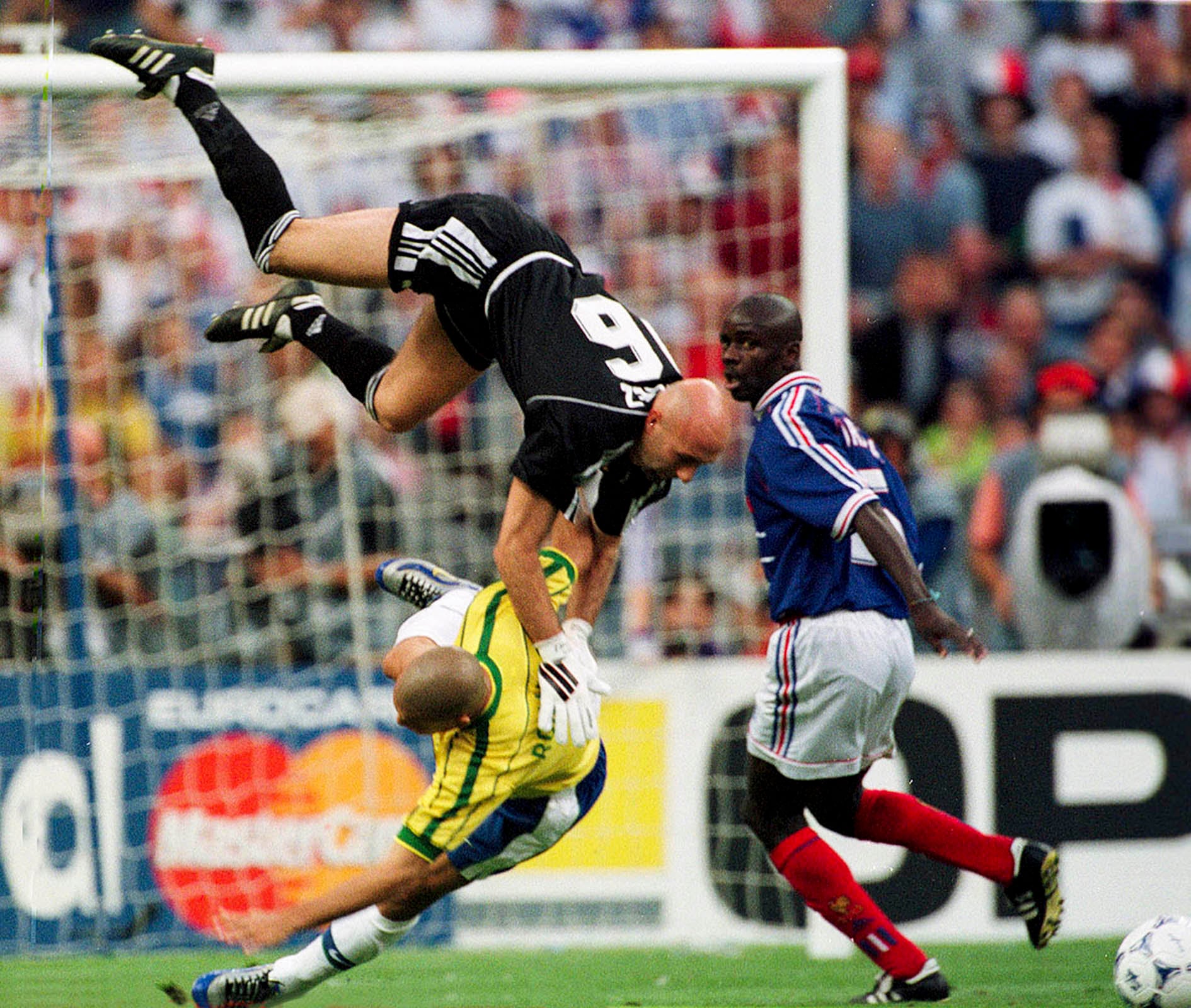 12-7-98-PARIS-FRANCIA CAMPEON.FOTO CARLOS SARRAF/ENVIADO ESPECIAL