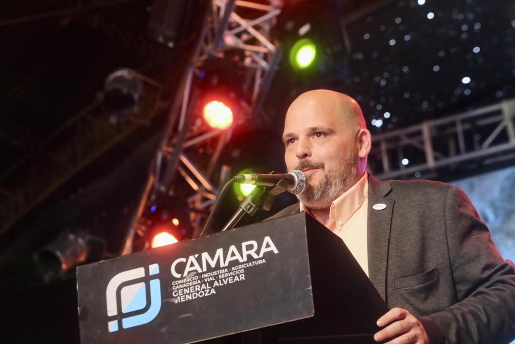 Jorge Noguerol, presidente de la Cámara de Comercio de Alvear en el discurso de la Fiesta de la Ganadería.