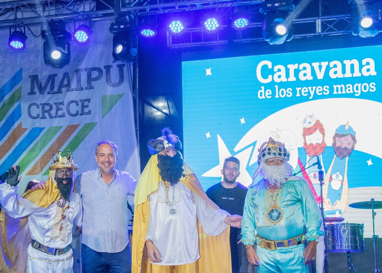 En Maipú más de 5 mil personas colmaron el Parque Canota junto a los Reyes Magos. Foto: Prensa Maipú