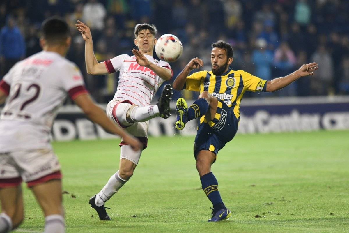 El mendocino Lucas Gamba se irá de Rosario Central y podría seguir su carrera en Independiente de Avellaneda. 