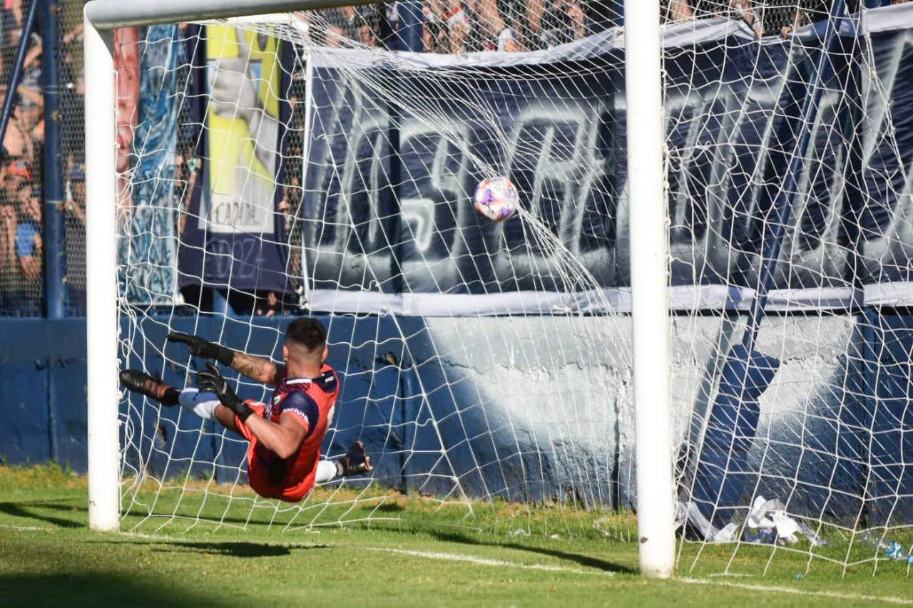 Por la 9° fecha de la zona B de la Primera Nacional, Independiente Rivadavia recibe a Ferro. / Mariana Villa (Los Andes).