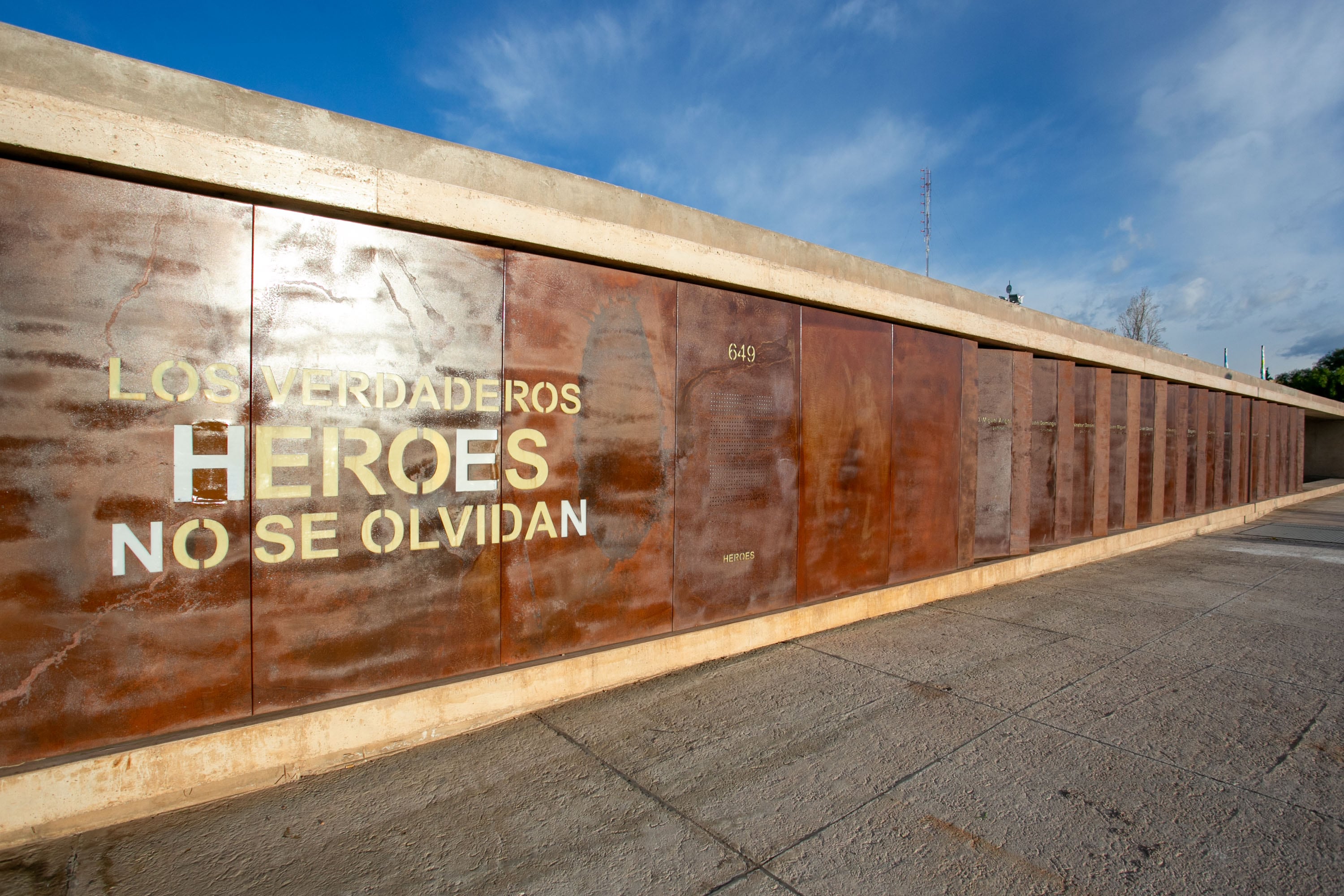 Ulpiano Suarez participó del Acto en conmemoración del “Día de la máxima resistencia” en honor a Veteranos de Malvinas.