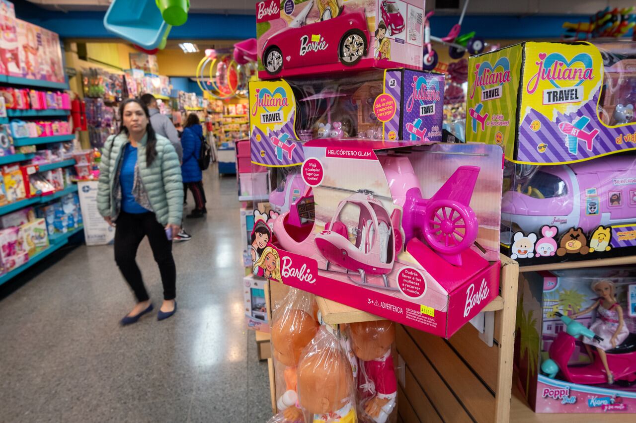 Venta de juguetes por el dia de la infancia
Jugueteria Arca de Noe

Foto: Ignacio Blanco / Los Andes