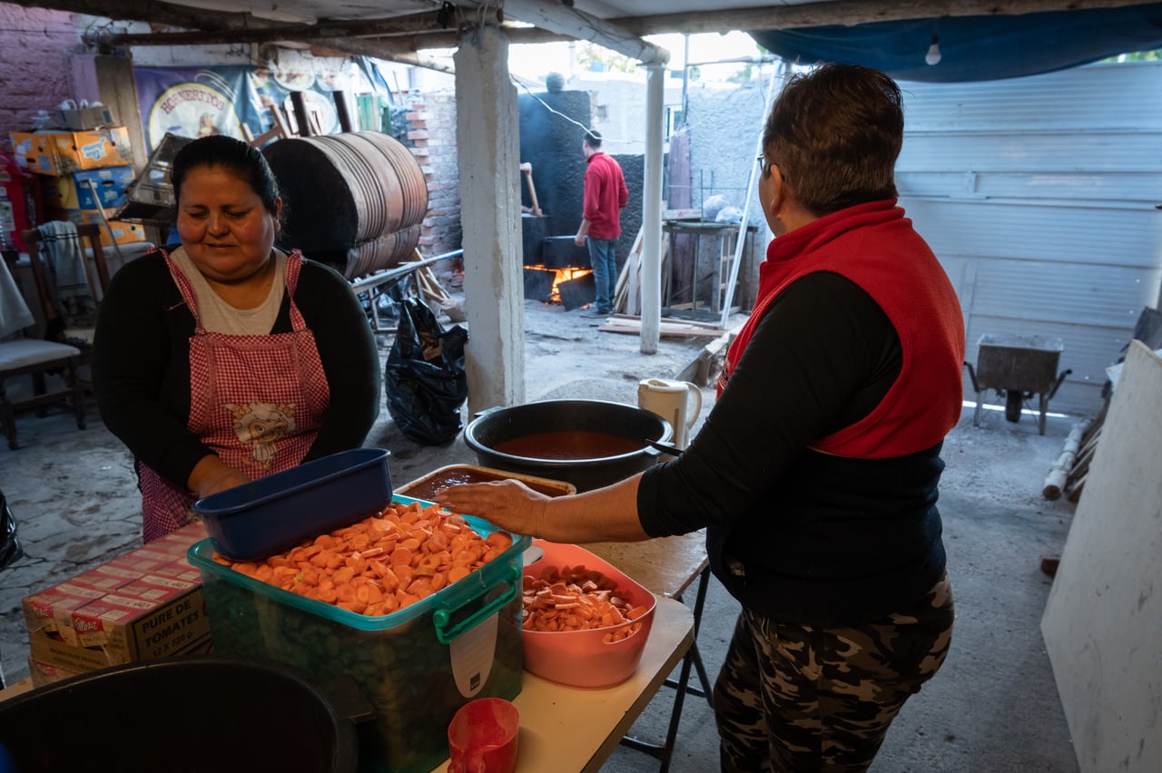 Comedores mendocinos buscan ayuda y hacen colectas para que el Día del Niño pueda ser realmente “feliz”. Foto: Ignacio Blanco / Los Andes