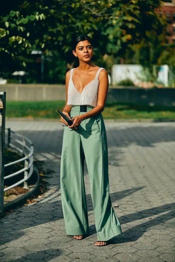 Look primavera verde menta.