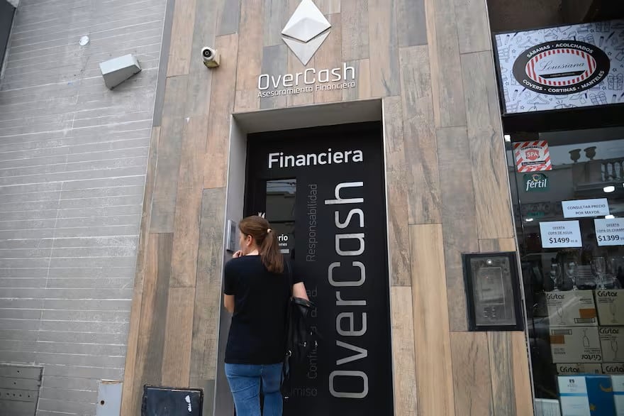 En la financiera Overcash, que manejaba las supuestas inversiones de dinero que se investigan como presunta megaestafa piramidal a más de 20 mil vecinos de San Pedro, no han respondido.