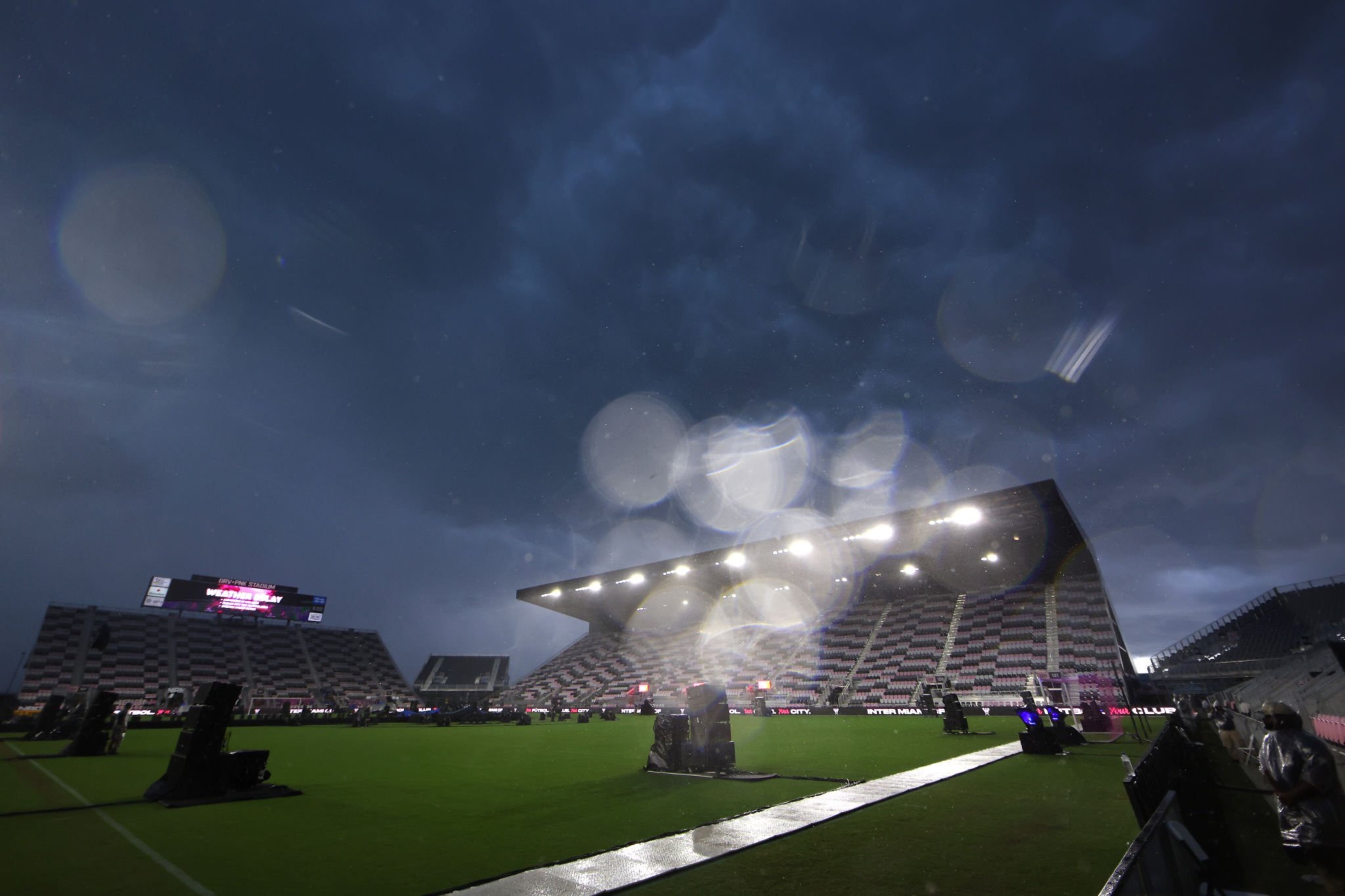 Tremenda lluvia en Miami postergó la presentación de Lionel Messi en Inter Miami de la MLS. (Prensa MLS)