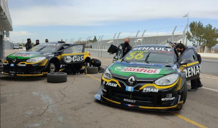 Renault prueba en el Cabalén para los 200 Kilómetros del Súper TC2000