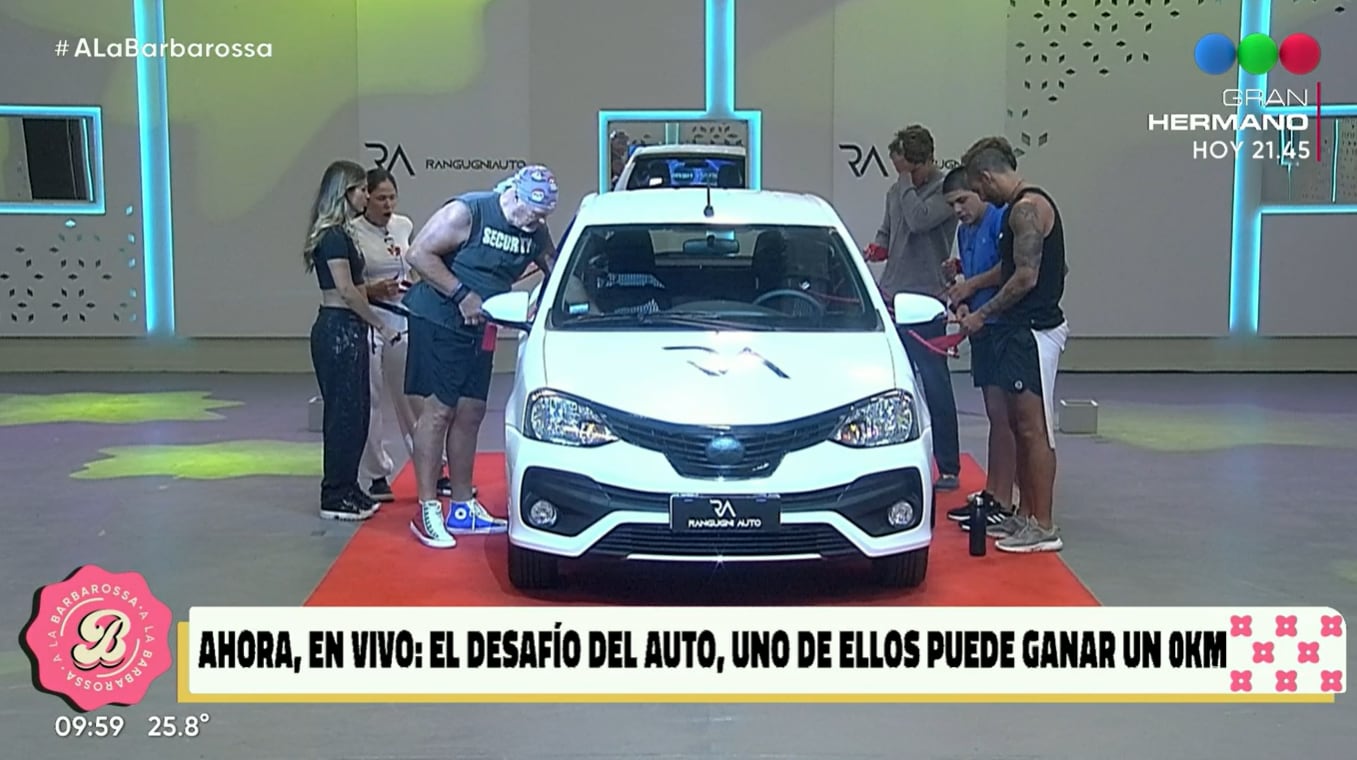 Así empezó la prueba del auto