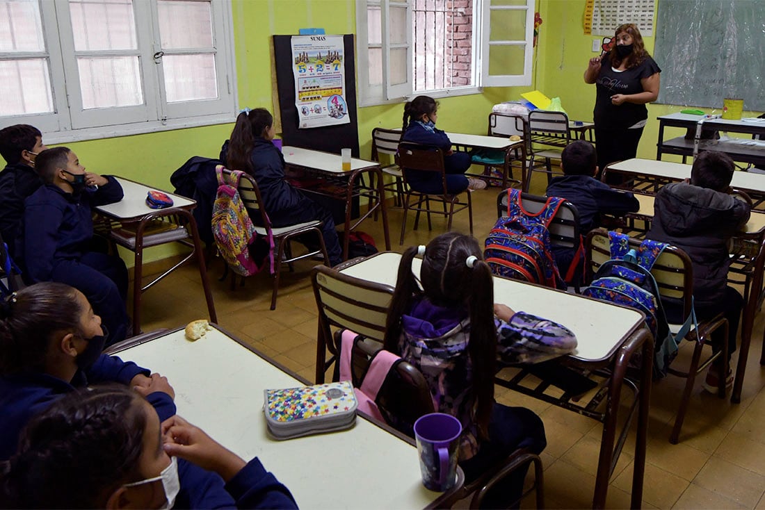 Desde el lunes 21 de marzo ya no será obligatorio el uso de barbijo en escuelas de Mendoza - Foto: Orlando Pelichotti / Los Andes