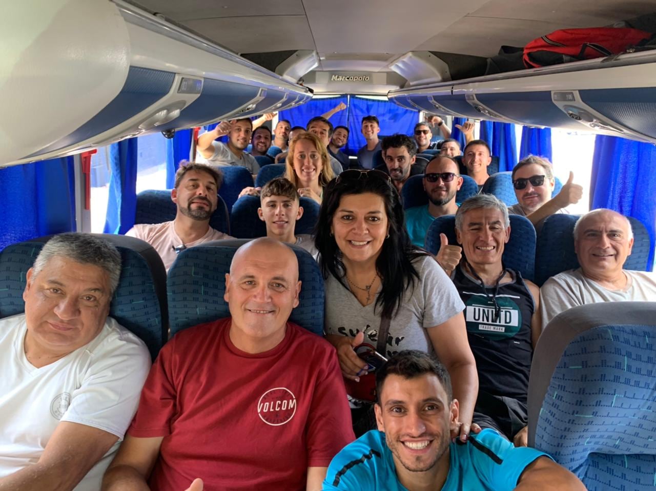 Directivos y allegados de Atlético Club San Martín rumbo a la provincia de San Juan. / Gentileza.