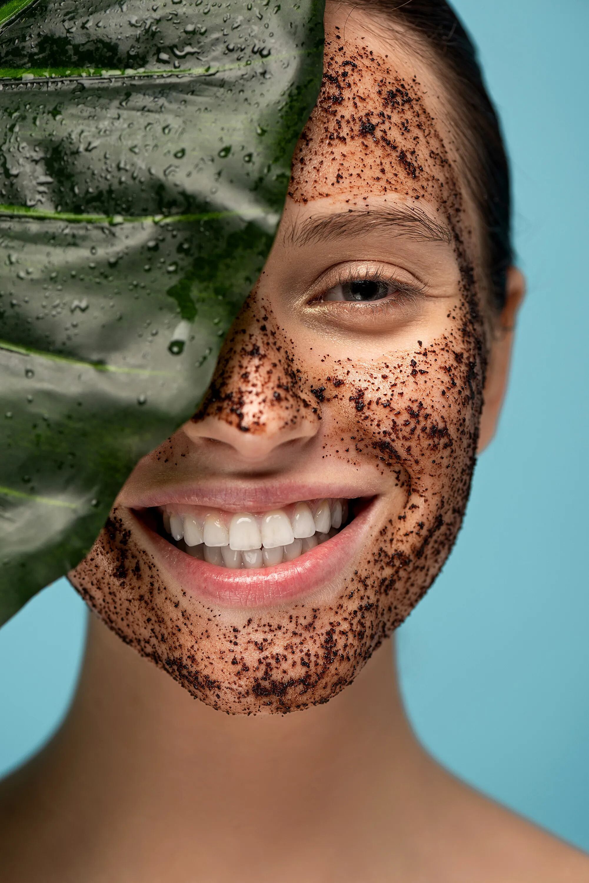 Café como exfoliante para la cara