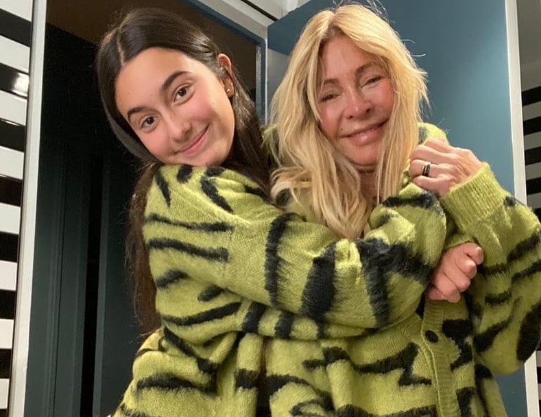 Cris Morena y su nieta Azul, hija de Romina Yan.