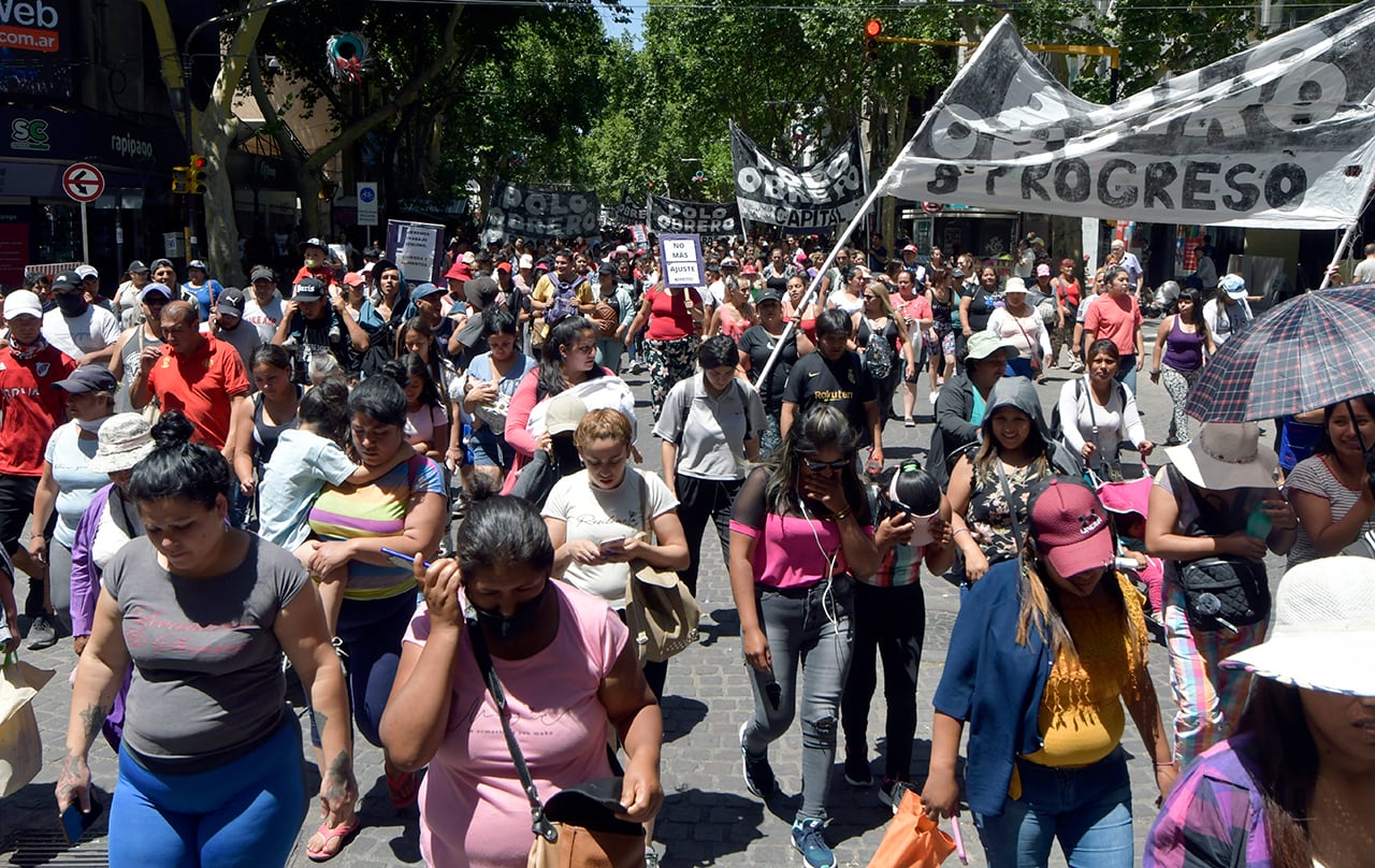 Reclamos y protestas del Polo Obrero

Foto: Orlando Pelichotti / Los Andes