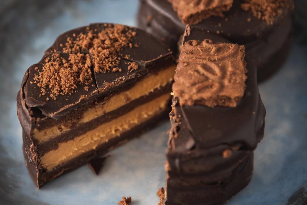 Cómo preparar el mejor alfajor de chocolate casero